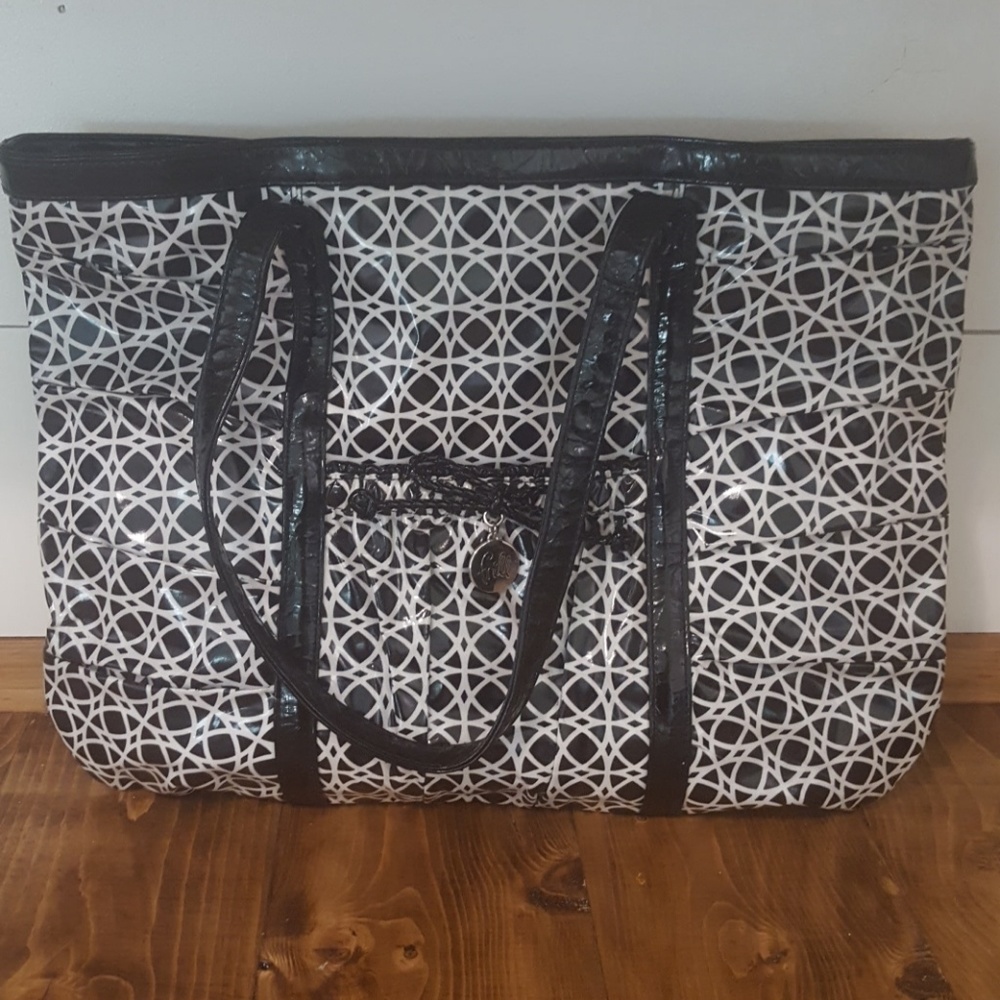 Vera Bradley Frill Purse